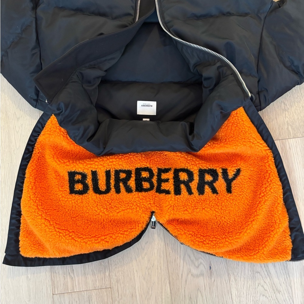 Burberry Women’s Hooded Econyl Down Long Padded Puffer Jacket In Size Small - Picture 6 of 13